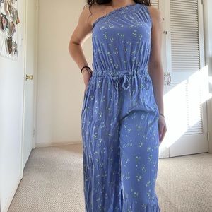 Urban Outfitters one shoulder jumper!